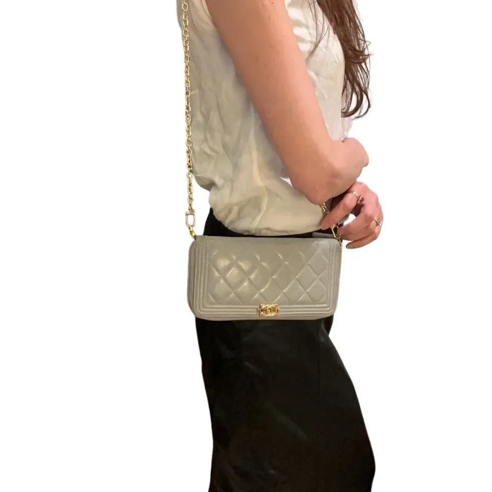 Chanel Gray Quilted Leather Wallet with Gold Clasp - Picture 10 of 10